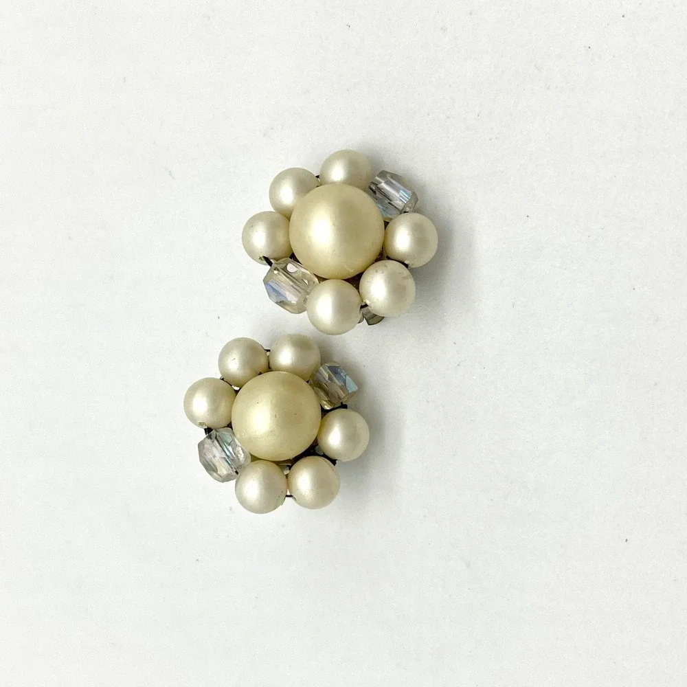 Vintage Faux Pearl Clip On Earrings‎ Flower Design with Rhinestone Accent